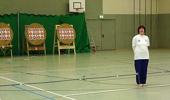 Adventsturnier im Bogenschießen (Foto: Karl-Heinz Herrmann) Adventsturnier im Bogenschießen (Foto: Karl-Heinz Herrmann)