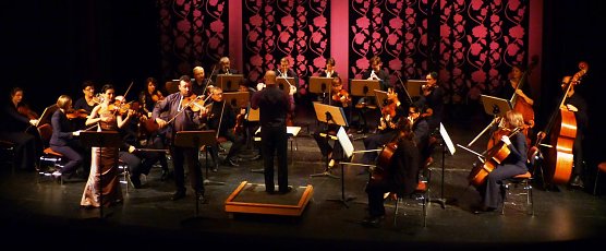 Nach der Arbeit ins Konzert (Foto: B. Susemihl) Nach der Arbeit ins Konzert (Foto: B. Susemihl)