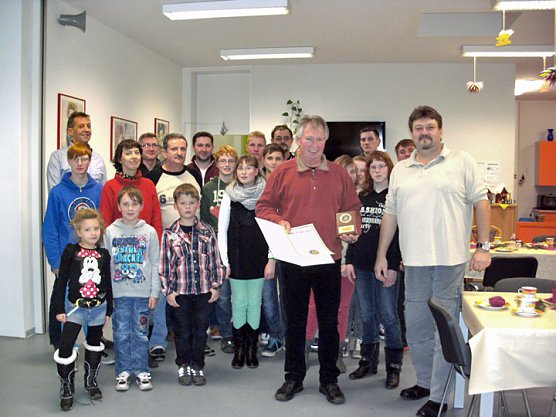 Ehrung f&uuml;r Kampfkunstmeister   Alfred Horn (Foto: Werner Bank)