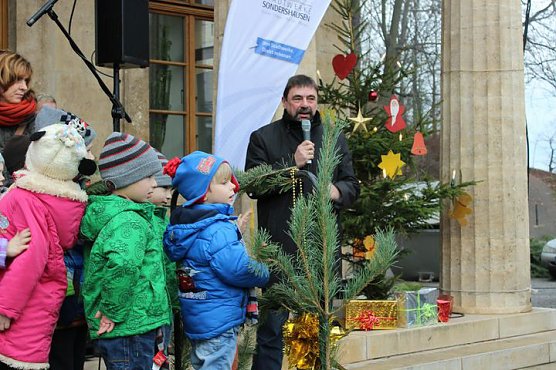 Weihnachtsmarkt gestartet (Foto: Karl-Heinz Herrmann) Weihnachtsmarkt gestartet (Foto: Karl-Heinz Herrmann)