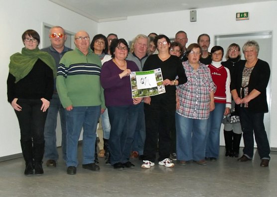 Dankeschön für besondere Projektarbeit überreicht (Foto: Thomas Leipold) Dankeschön für besondere Projektarbeit überreicht (Foto: Thomas Leipold)