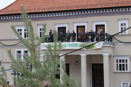 Erfolgreicher Weihnachtsmarkt (Foto: Karl-Heinz Herrmann) Erfolgreicher Weihnachtsmarkt (Foto: Karl-Heinz Herrmann)