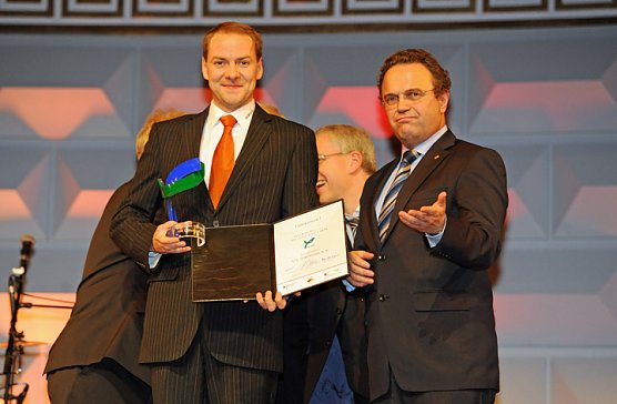 Ehre für den Sportverein VfB Oldisleben e.V. (Foto: VfB Oldisleben) Ehre für den Sportverein VfB Oldisleben e.V. (Foto: VfB Oldisleben)