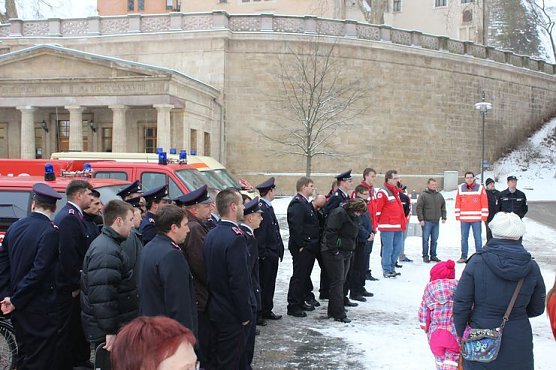 Neuer Einsatzleitwagen &uuml;bergeben (Foto: Karl-Heinz Herrmann)