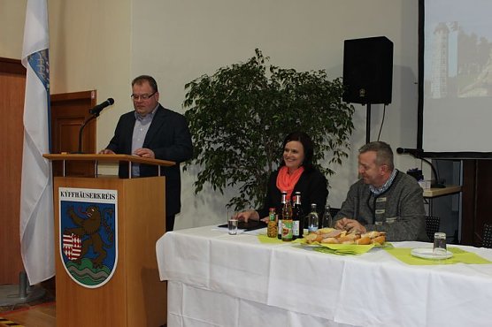 Flagge gezeigt! (Foto: Karl-Heinz Herrmann)