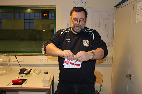 Sauer reagiert (Foto: Karl-Heinz Herrmann)