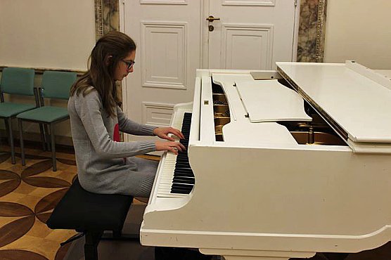 Drei Mal Kunst am Abend (Foto: Karl-Heinz Herrmann) Drei Mal Kunst am Abend (Foto: Karl-Heinz Herrmann)