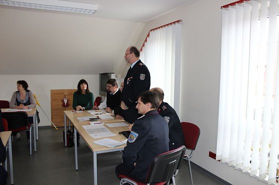 Auszeichnung und Beförderungen (Foto: Karl-Heinz Herrmann) Auszeichnung und Beförderungen (Foto: Karl-Heinz Herrmann)