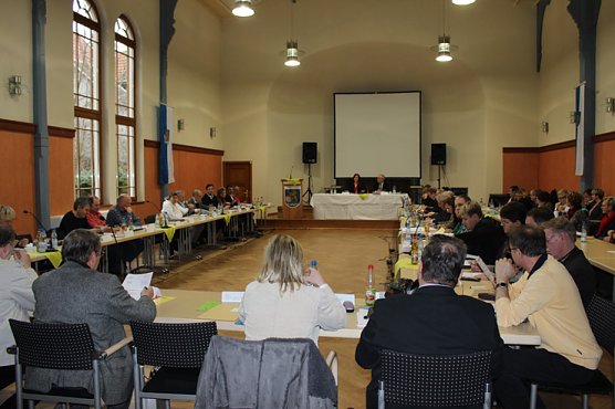 Kreistagssitzung er&ouml;ffnet (Foto: Karl-Heinz Herrmann)