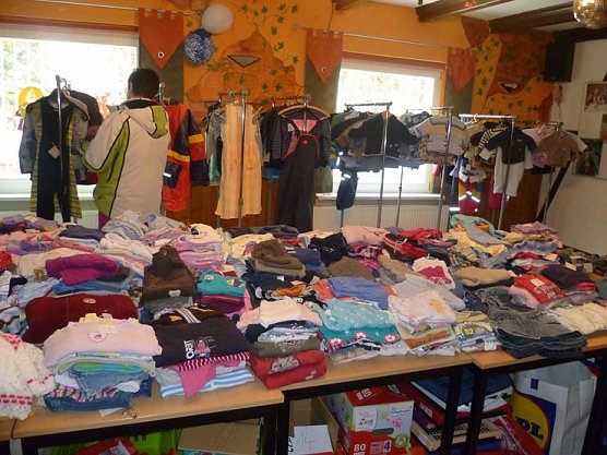 Kindersachenb&ouml;rse ... (Foto: Kreisjugendring Ro&szlig;leben)