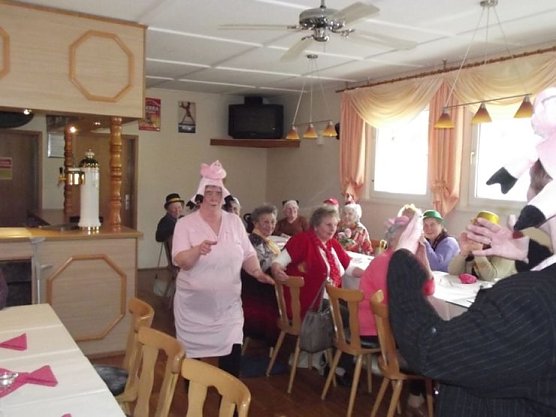 WB 4 ließ im Fasching die Sau raus (Foto: Thomas Leipold) WB 4 ließ im Fasching die Sau raus (Foto: Thomas Leipold)