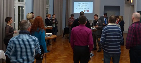 Spielplan vorgestellt (Foto: B. Susemihl)