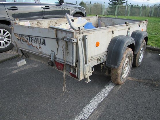 Anh&auml;nger (Foto: Polizei)