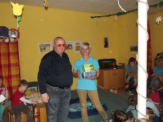 Gärtner gratulieren Arche Noah zum 23. Geburtstag (Foto: Thomas Leipold) Gärtner gratulieren Arche Noah zum 23. Geburtstag (Foto: Thomas Leipold)