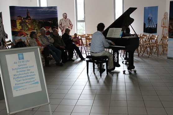 Musik zum Ostermarkt (Foto: Karl-Heinz Herrmann)
