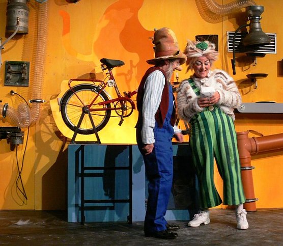 Kuchen backen (Foto: Theater Nordhausen)