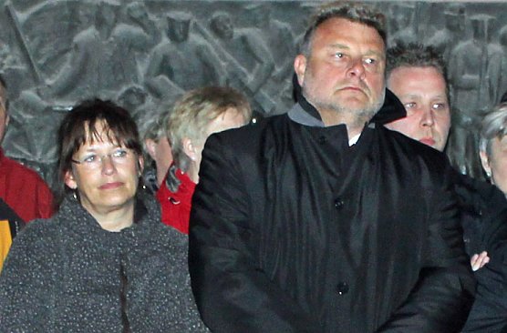 Kyffh&auml;user &uuml;bergeben (Foto: Karl-Heinz Herrmann)