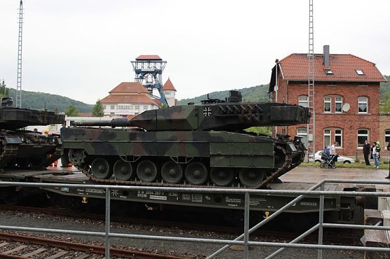 Die Panzer sind da (Foto: Karl-Heinz Herrmann)