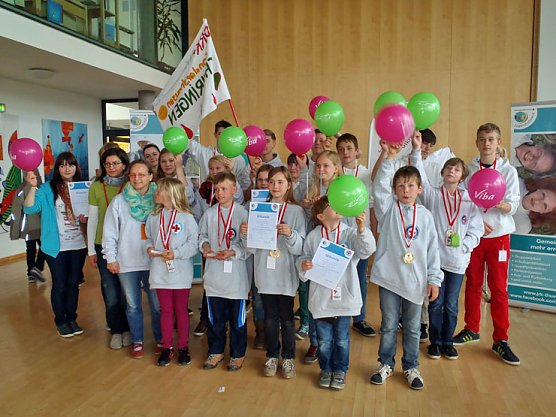 Erfolgreiche Wasserwachtjugend in Brotterode (Foto: Lothar Girschele) Erfolgreiche Wasserwachtjugend in Brotterode (Foto: Lothar Girschele)