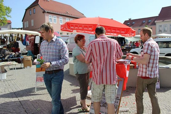 Wahlimpressionen aus Bad Frankenhausen (Foto: Karl-Heinz Herrmann) Wahlimpressionen aus Bad Frankenhausen (Foto: Karl-Heinz Herrmann)