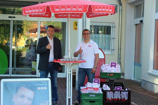 Wahlkampf bis zum Schluss (Foto: Privat) Wahlkampf bis zum Schluss (Foto: Privat)