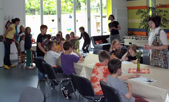 Literarische Schnitzeljagd im Freizeitzentrum (Foto: Freizeitzentrum Artern)