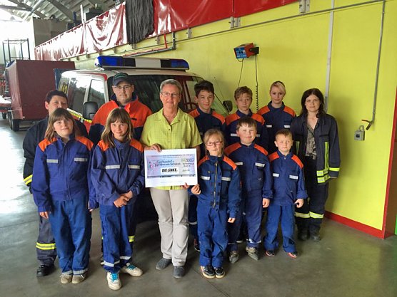 Ferienfahrt mit Spende abgesichert (Foto: Wahlkeisb&uuml;ro Steinke)