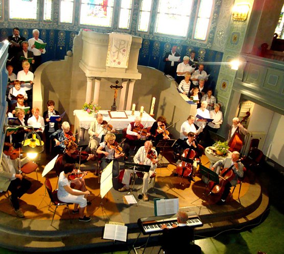 Sommermusik in Oldisleben (Foto: Peter Zimmer) Sommermusik in Oldisleben (Foto: Peter Zimmer)