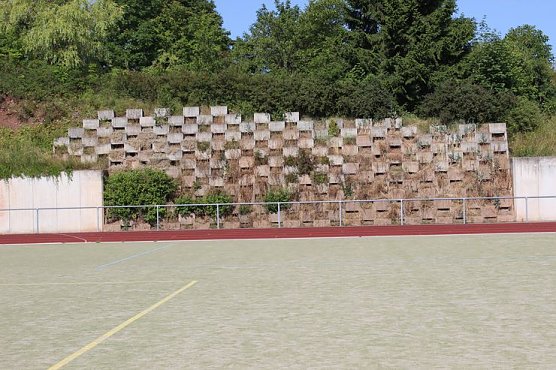 "Kohle" für den Göldner (Foto: Karl-Heinz Herrmann) "Kohle" für den Göldner (Foto: Karl-Heinz Herrmann)