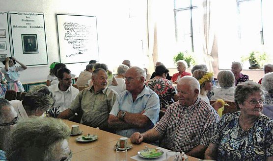Sommerfest bei herrlichem Sonnenschein (Foto: Bernd Reiber)