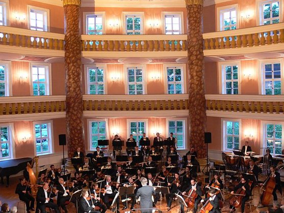 Ball-Premiere (Foto: Kühn) Ball-Premiere (Foto: Kühn)