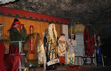 Kinderfestival zum Ferienstart (Foto: H&ouml;hlentheater)