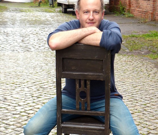 Lenz mit Stuhl (Foto: Birgit Susemihl)