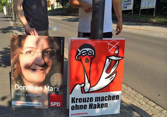 Straßenwahlkampf eröffnet (Foto: Wahlkreisbüro Dorothea Marx) Straßenwahlkampf eröffnet (Foto: Wahlkreisbüro Dorothea Marx)