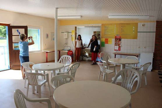 Kinderrutsche und mehr (Foto: Karl-Heinz Herrmann)