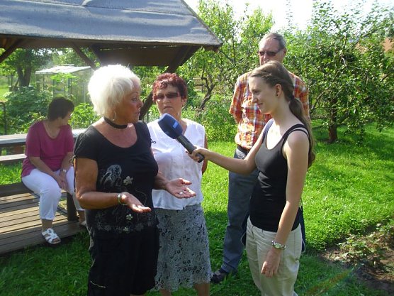 MDR H&ouml;rfunk in Gl&uuml;ckauf im Kita-Patenschaftsgarten (Foto: Thomas Leipold)