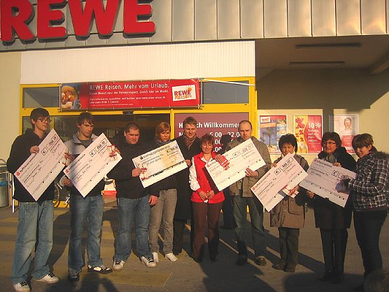 &Uuml;bergabe Spendenmittel an Brandopfer von Bad Frankenhausen (Foto: Stadt Bad Frankenhausen)