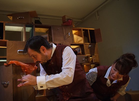 Andy Manley, Ania Michaelis (Foto: Theater o.N.) Andy Manley, Ania Michaelis (Foto: Theater o.N.)