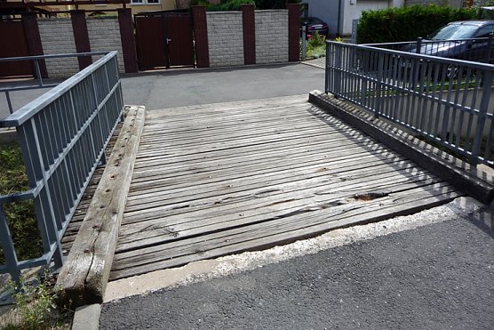 Reparaturarbeiten an den Brücken über die Bebra (Foto: Stadt Sondershausen) Reparaturarbeiten an den Brücken über die Bebra (Foto: Stadt Sondershausen)