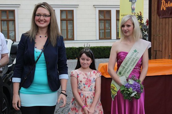 Weinfest bei Traumwetter er&ouml;ffnet (Foto: Karl-Heinz Herrmann)