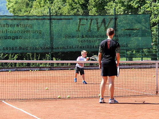 Tennis Ferienspaß (Foto: privat) Tennis Ferienspaß (Foto: privat)