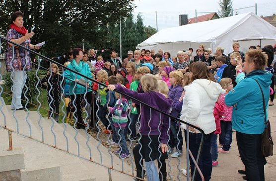Für die Medien-Bibliothek (Foto: Karl-Heinz Herrmann) Für die Medien-Bibliothek (Foto: Karl-Heinz Herrmann)