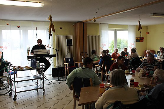 Herbstfest im Östertal und mehr (Foto: Karl-Heinz Herrmann) Herbstfest im Östertal und mehr (Foto: Karl-Heinz Herrmann)