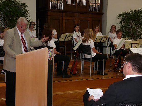 Beeindruckende Festrede (Foto: Karl-Heinz Herrmann)