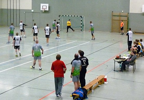 Handball live (Foto: Karl-Heinz Herrmann)