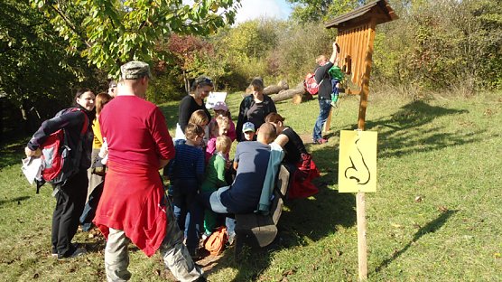 Schatzsucher im Kyffh&auml;userwald (Foto: Kindervilla Bad Frankenhausen)