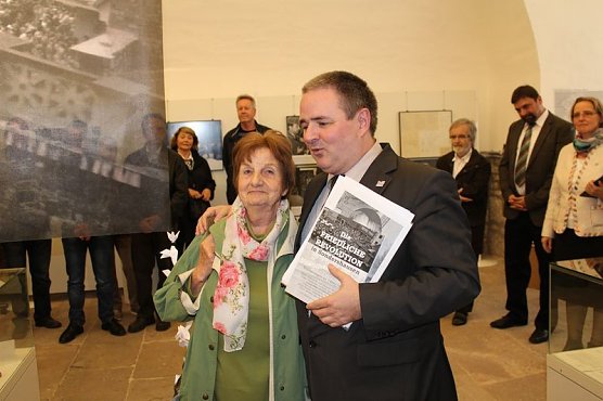 Ausstellung und Neuauflage (Foto: Karl-Heinz Herrmann) Ausstellung und Neuauflage (Foto: Karl-Heinz Herrmann)