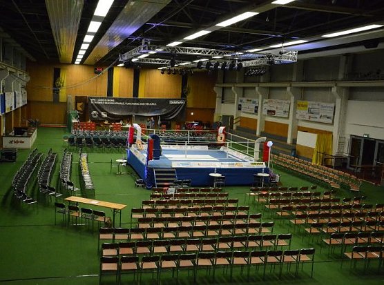 Noch ist die Ballspielhalle leer... (Foto: Sandra Arm)