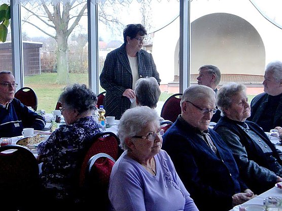 Geselligkeit zum Jahresausklang (Foto: Bernd Reiber)