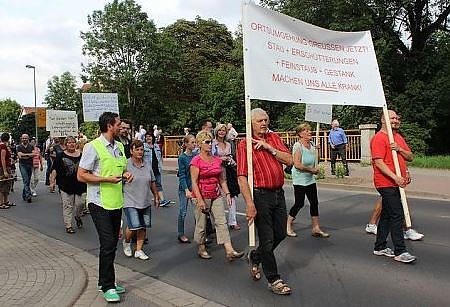 Demo f&uuml;r die Verbesserungen an der B4 (Foto: Karl-Heinz Herrmann)